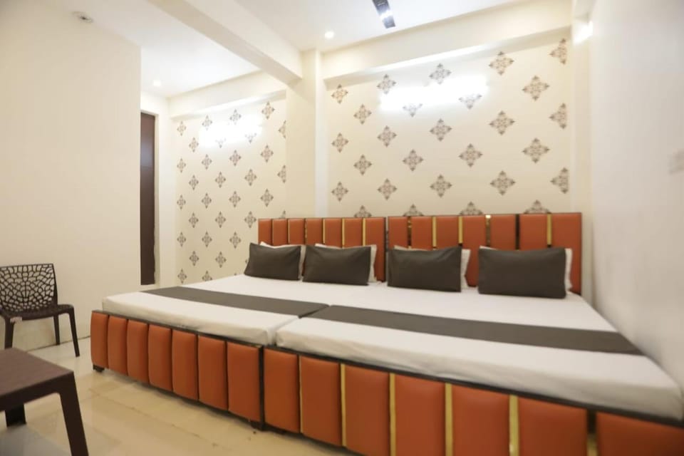 Sri NkB guest house Bed and Breakfast in Varanasi