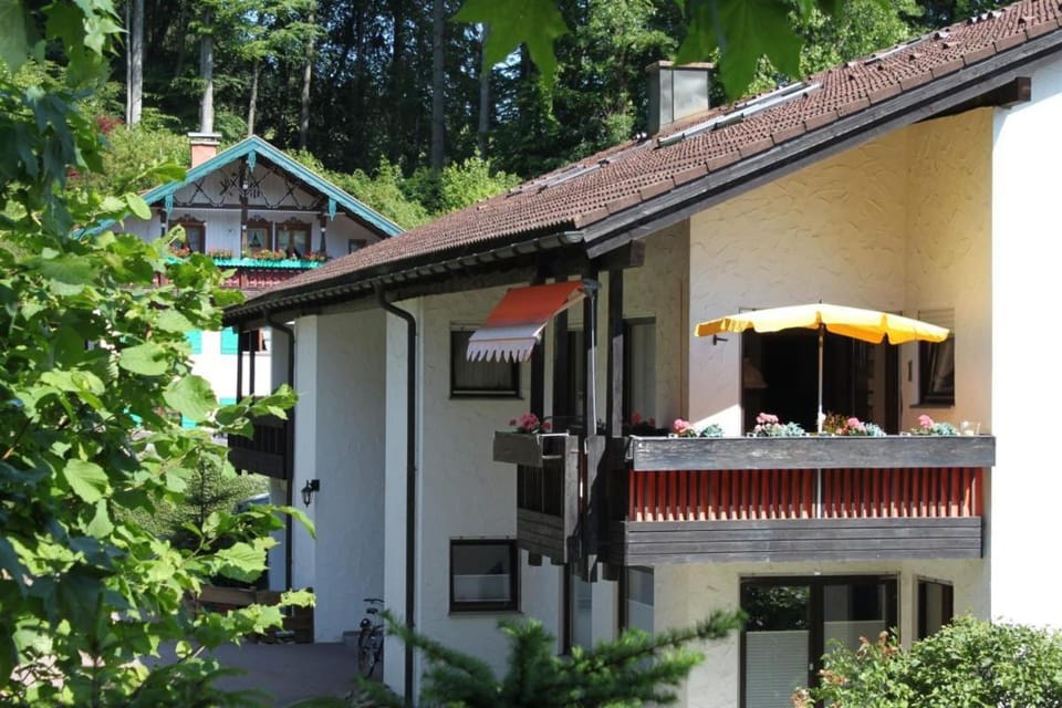 Noppel Jürgen - Ferienwohnung Apartment in Oberstaufen
