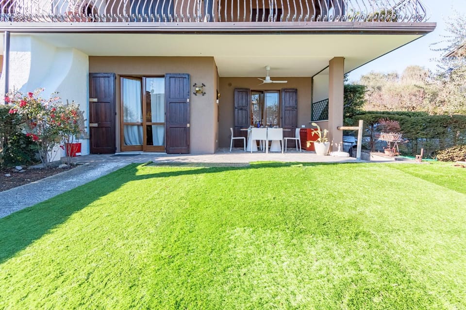 Patio, Garden, Garden view