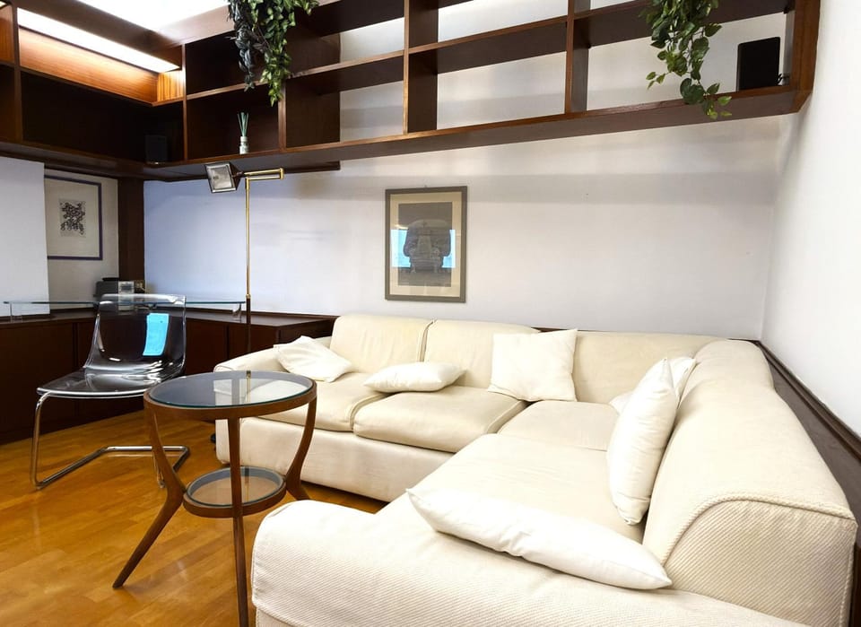Lounge or bar