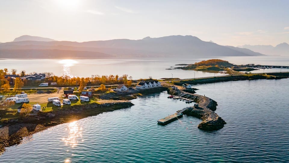 Camp Solbergfjord - Modern sea lodges Apartment in Nordland, Norway