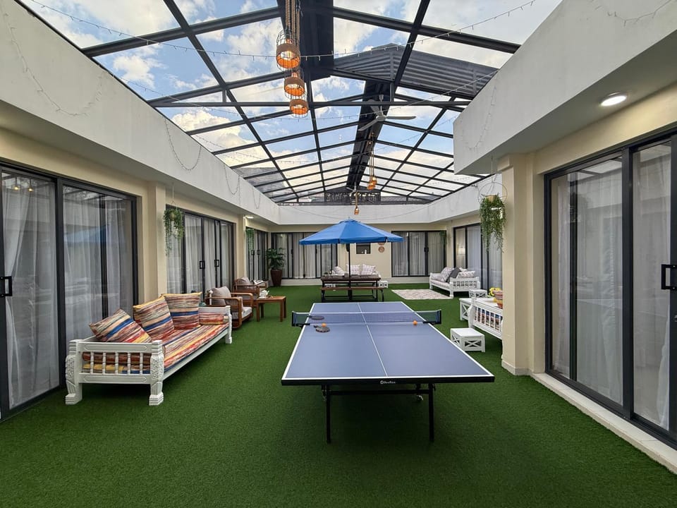 Table tennis