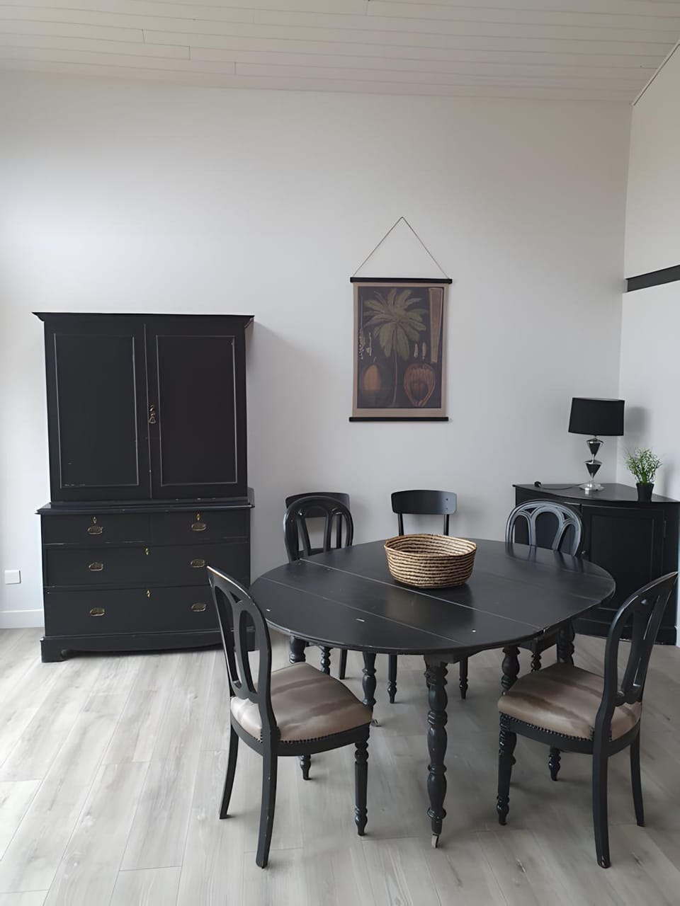 Property building, Living room