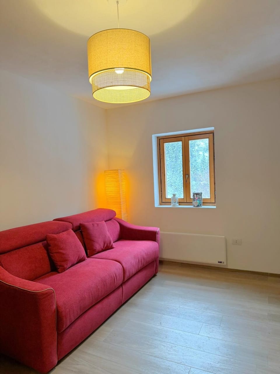 Bed, Living room