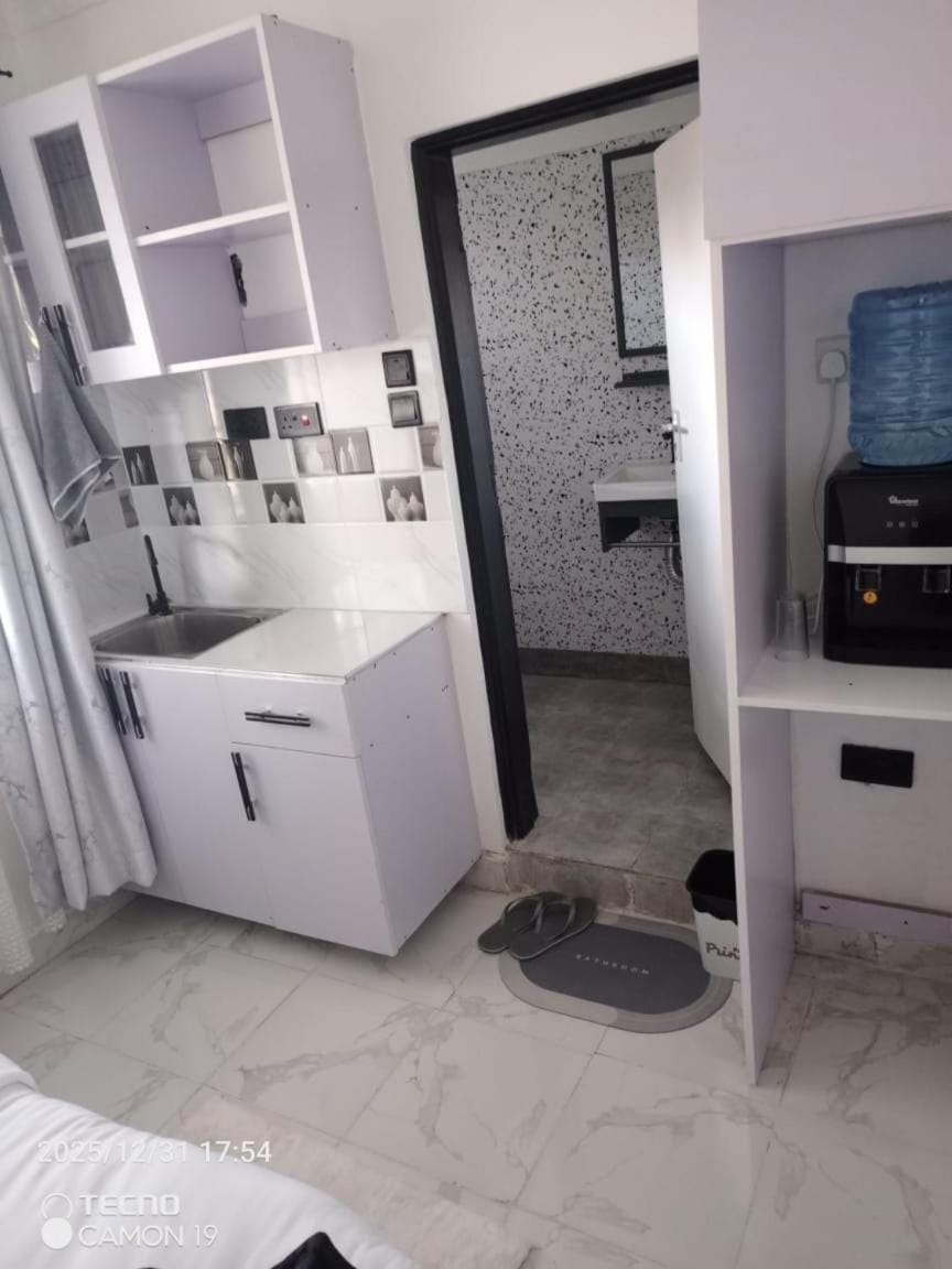 F & F Cosy Homes at Kunste Nakuru Bed and Breakfast in Kenya