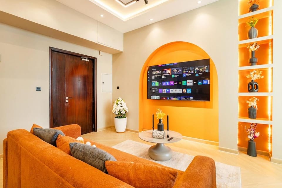 Luxury 2BHK w Floating Bed in Dubai Marina DEC 1604 Apartment in Dubai