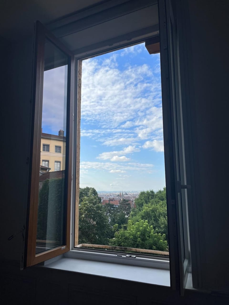 City view, Garden view