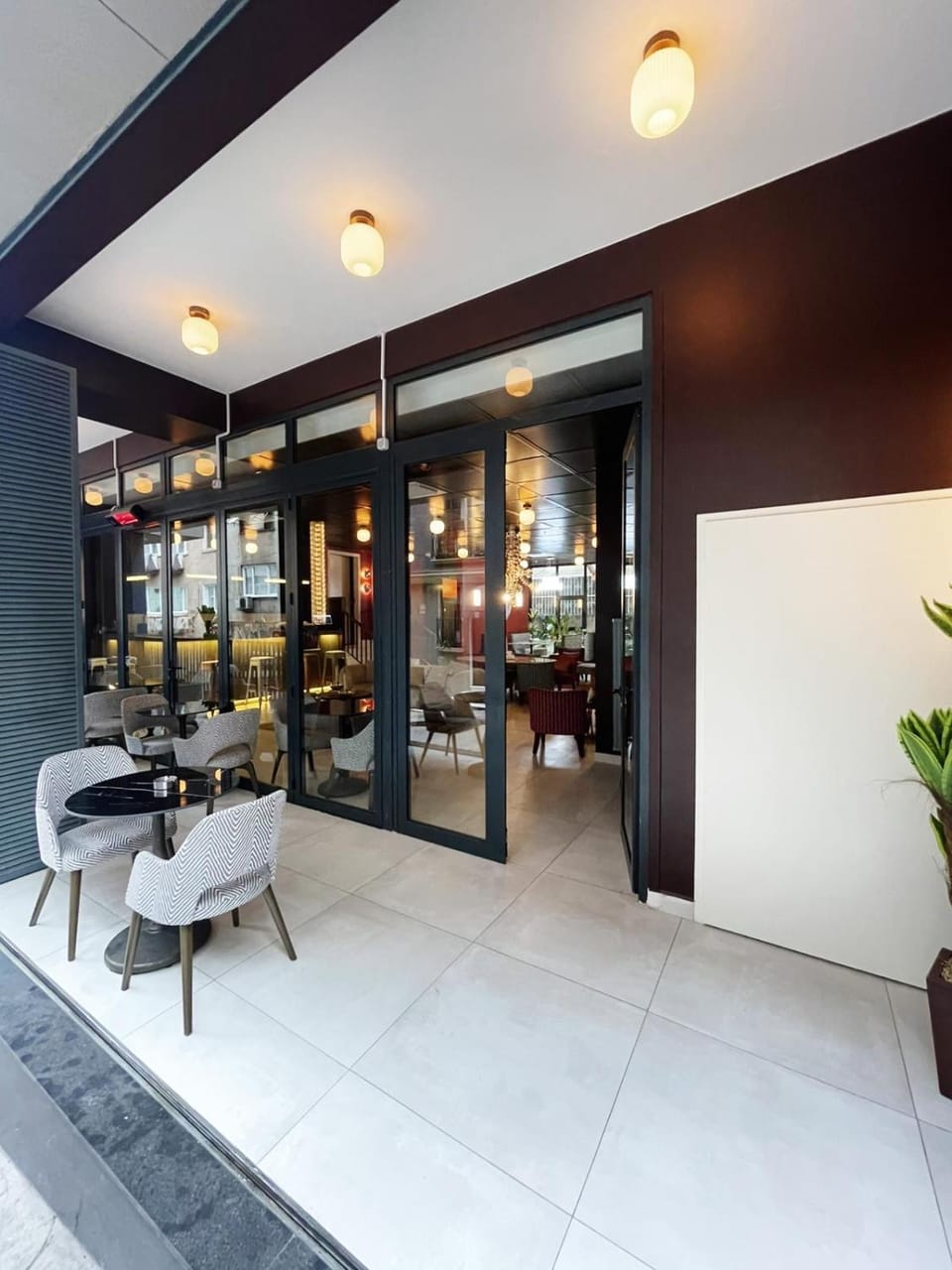 Banquet/Function facilities, Seating area