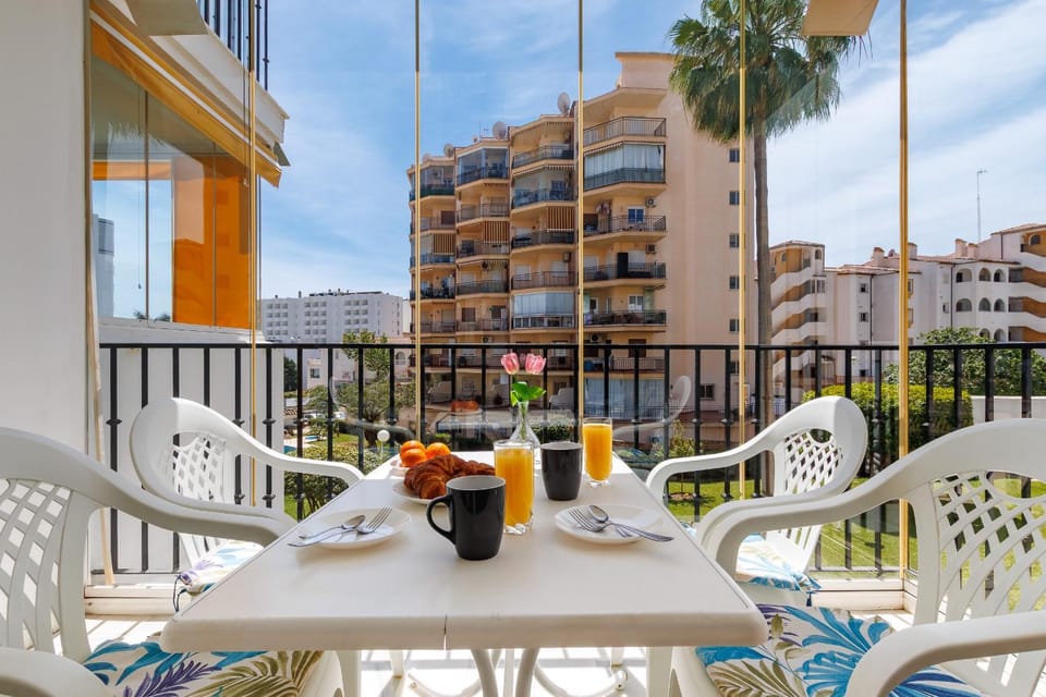 Erisa 34 By IVI Real Estate Apartment in Torremolinos
