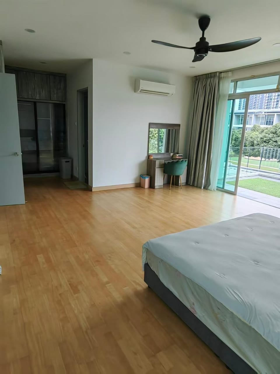 Lakeside house Bed and Breakfast in Pahang, Malaysia