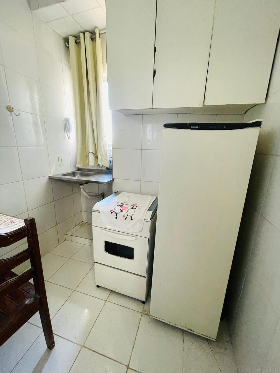 Apartamento á 2 minutos da praia do porto da barra 403-46 Apartment in Salvador