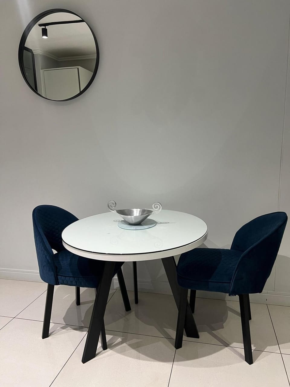 Mabiyela at Ellipse Waterfall Apartment in Sandton