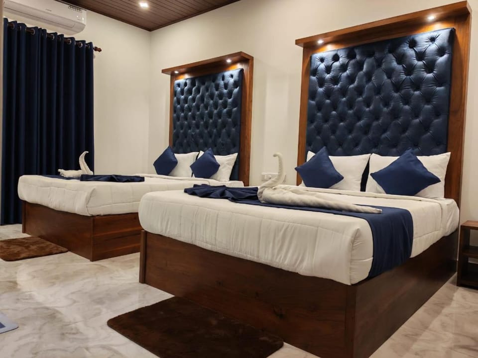 North Lake Villa Hotel in Sri Lanka