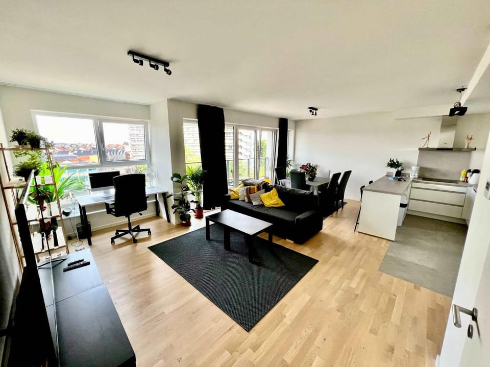 Elegant Apartment Near Atomium Ideal for Families Apartment in Brussels