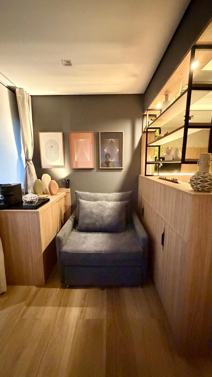 Coffee/tea facilities, Seating area