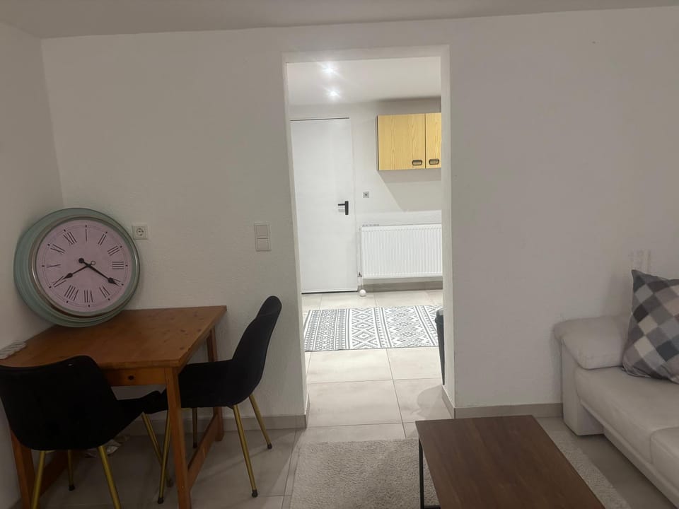 gemütliche Kellerwohnung, eigenes Bad & Küche Apartment in Baden-Württemberg