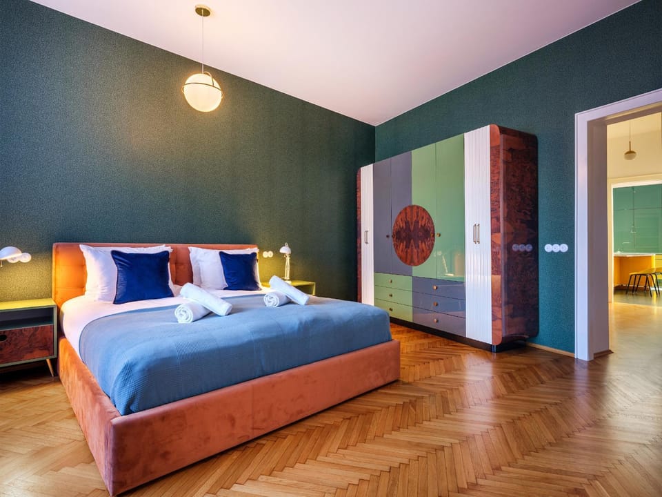 Bed, Photo of the whole room, Bedroom, wardrobe