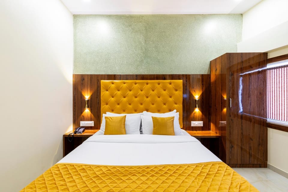 Bed, Bedroom, air conditioner