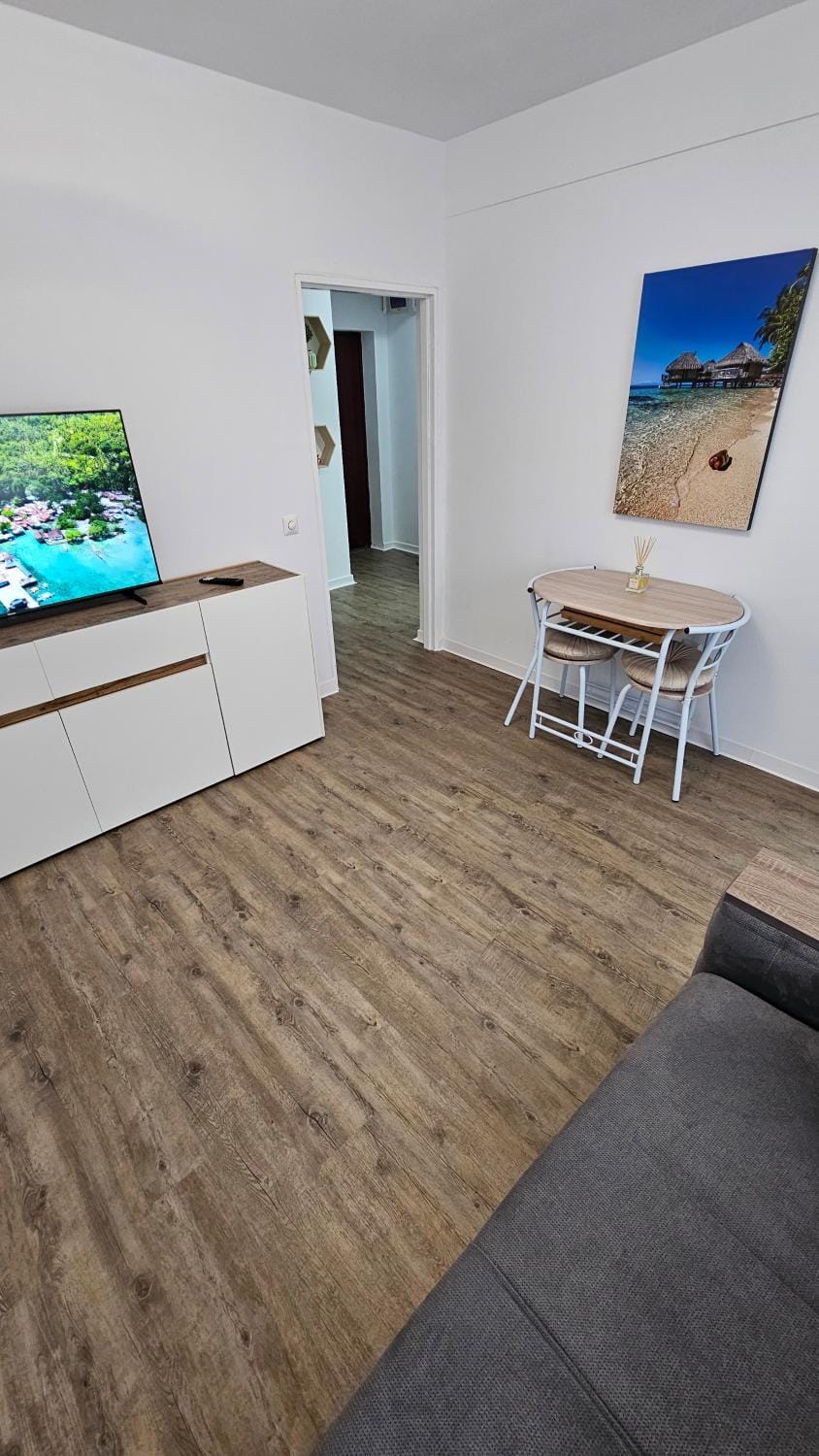 FLH - Studio Alma Apartment in Sibiu