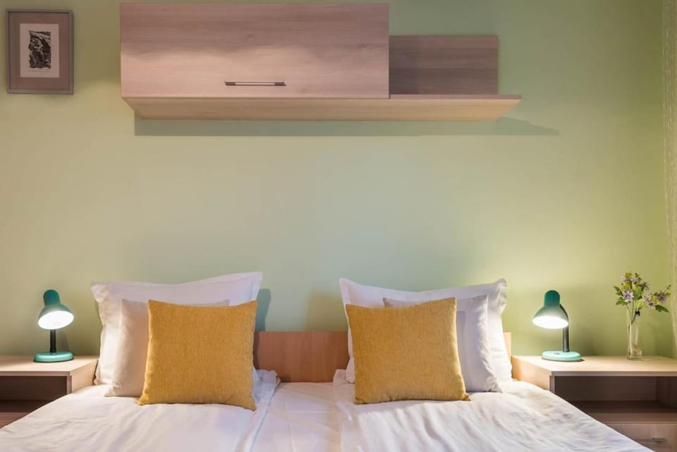 Spacious 1 bedroom apartment near Sevastopol Apartment in Varna