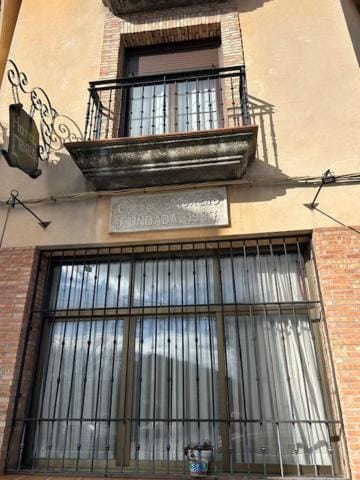 Property building, Balcony/Terrace