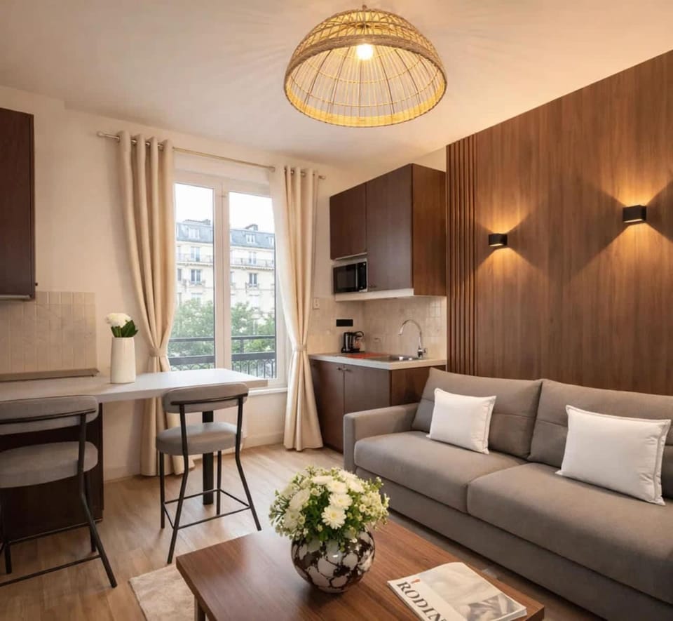 Kitchen or kitchenette, Living room, Seating area