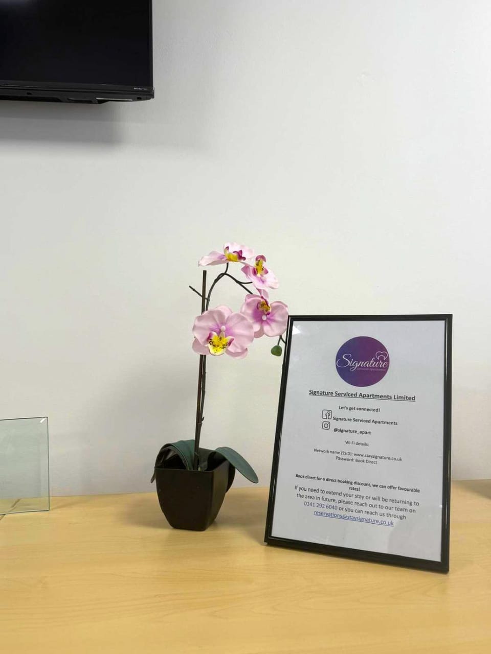 Property logo or sign, TV and multimedia, Logo/Certificate/Sign