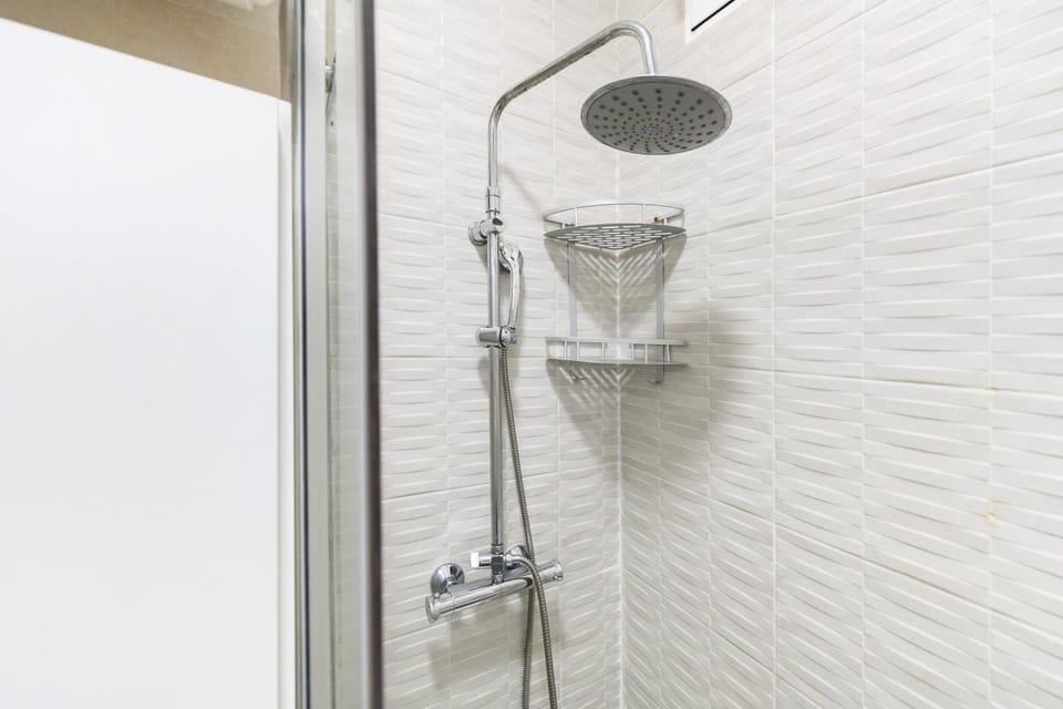 ESA80E Piso en el centro de Madrid -Malasaña Alquiler temporal Apartment in Centro