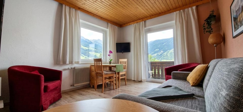 Boutique73 Sunset Apartment in Carinthia, Austria