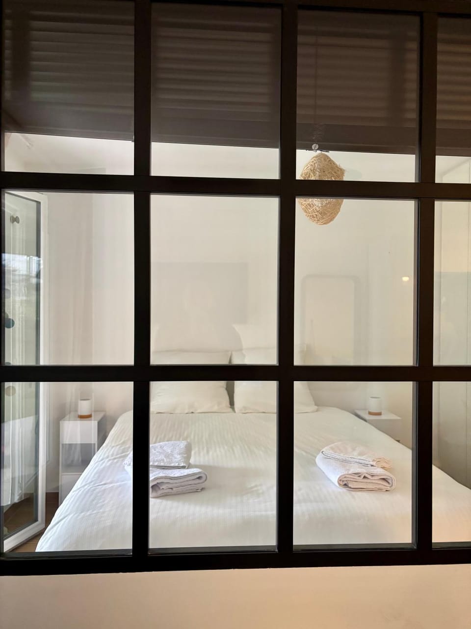 Bed, Bathroom, Photo of the whole room, Bedroom, towels