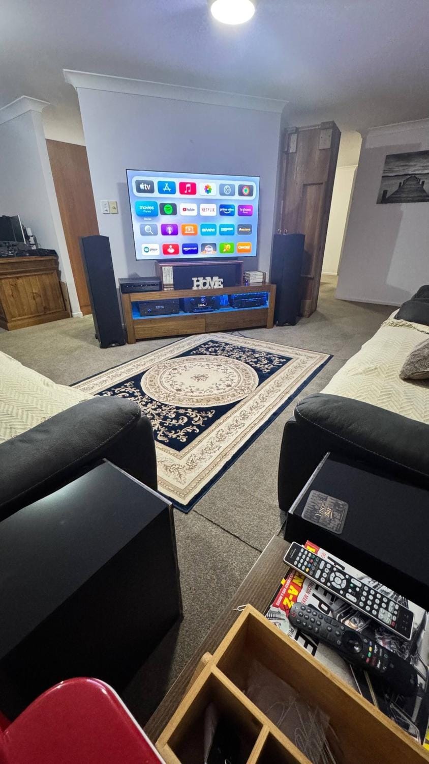 Communal lounge/ TV room, TV and multimedia, Living room