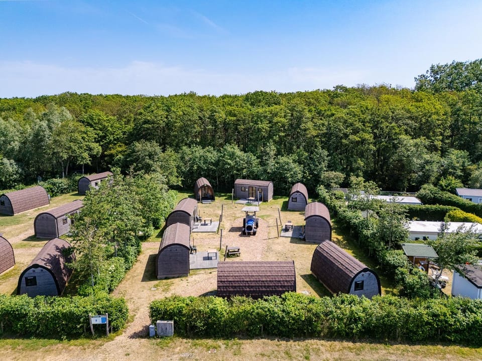 Duinlodge 4P - Camping Duinhoeve - Zeeland | Glamping with the whole family | Maireweg 7 Chalet in Renesse