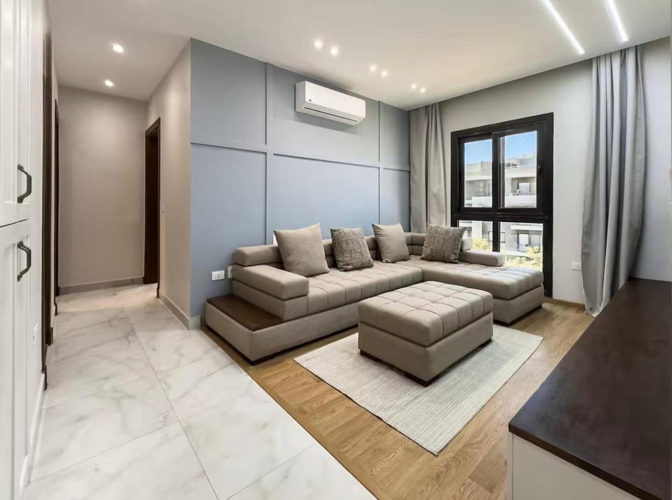 Living room, Photo of the whole room, Seating area, air conditioner