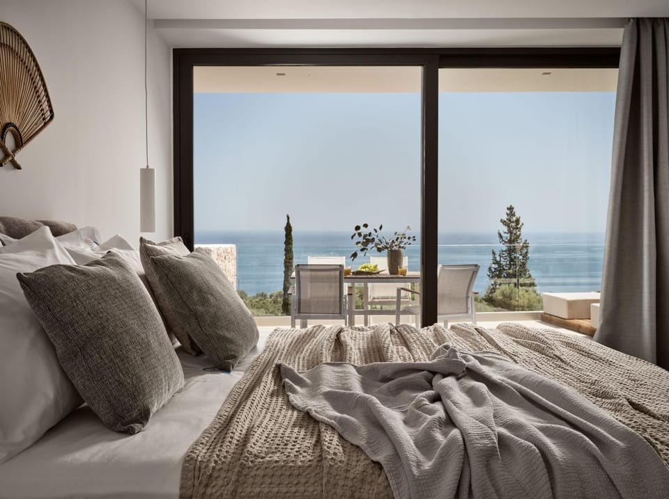 Bedroom, Sea view