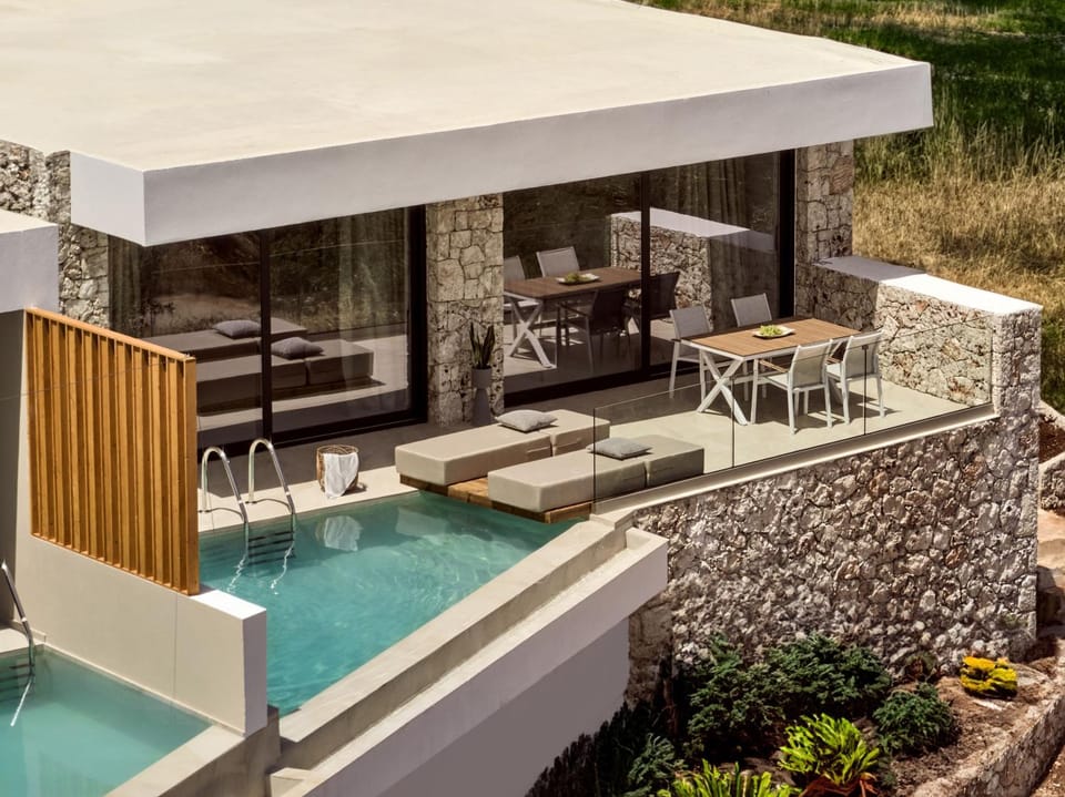 Natural landscape, Balcony/Terrace, Swimming pool