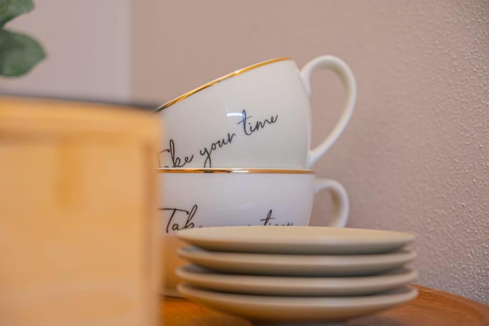 Lakeside & Station - Maison Elvian Apartment in Desenzano del Garda