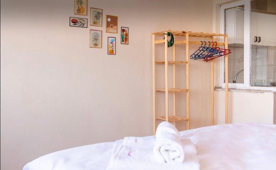 3 katlı ucuz manzaralı ev House in Izmir