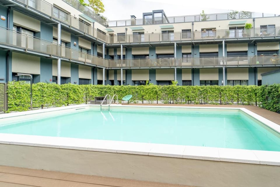Apt with terrace and pool, 5 min from the Martesana Apartment in Milan