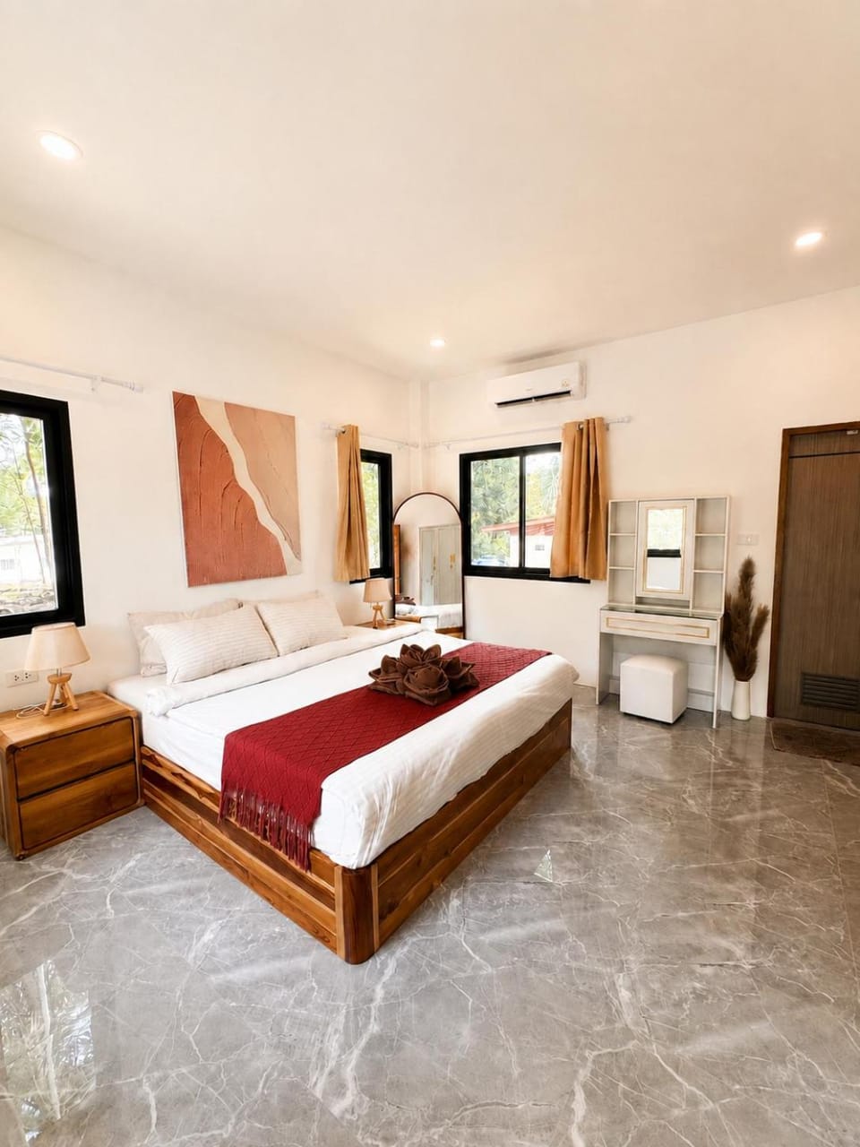 Bed, Photo of the whole room, Bedroom, air conditioner