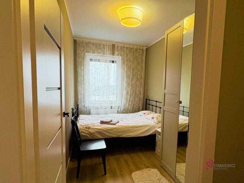 Słoneczny Apartament Niepodległości Parking Apartment in Greater Poland Voivodeship