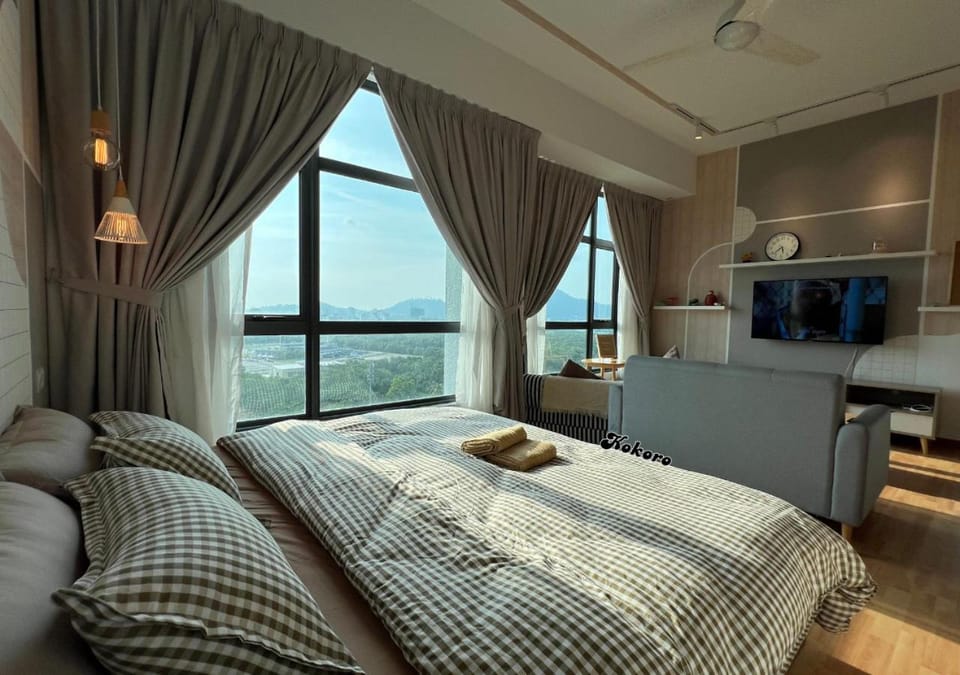 Bed, Living room, Photo of the whole room, City view, air conditioner