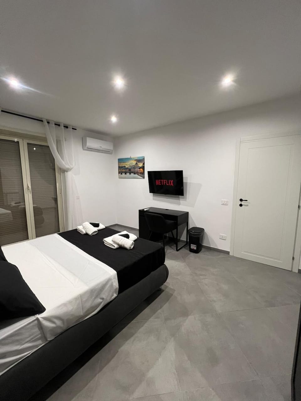 Modern Vatican Home Apartment in Rome