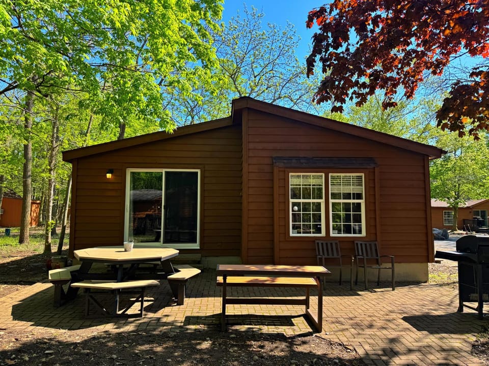 Put-in-Bay Island Club #99 House in South Bass Island