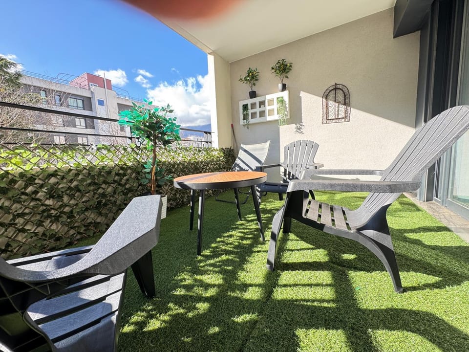 Patio, Garden, Seating area, Garden view