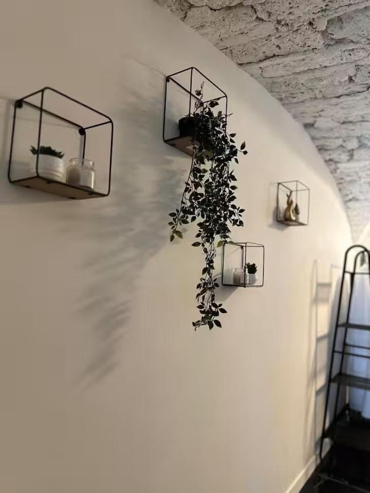 Jacuzzi des Voutes Apartment in Switzerland