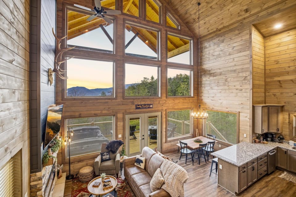 Three Pines home House in Sevier County