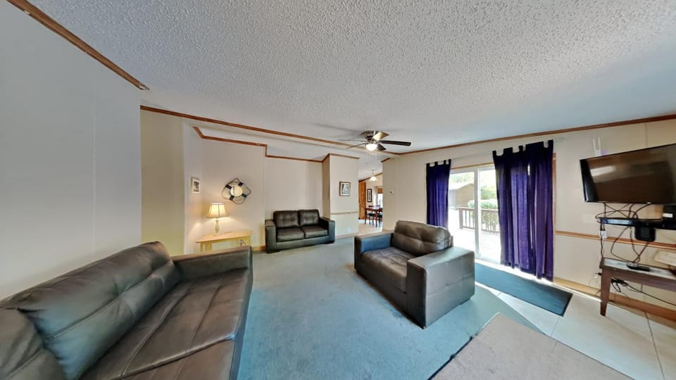 Put-in-Bay Island Club #93 House in South Bass Island