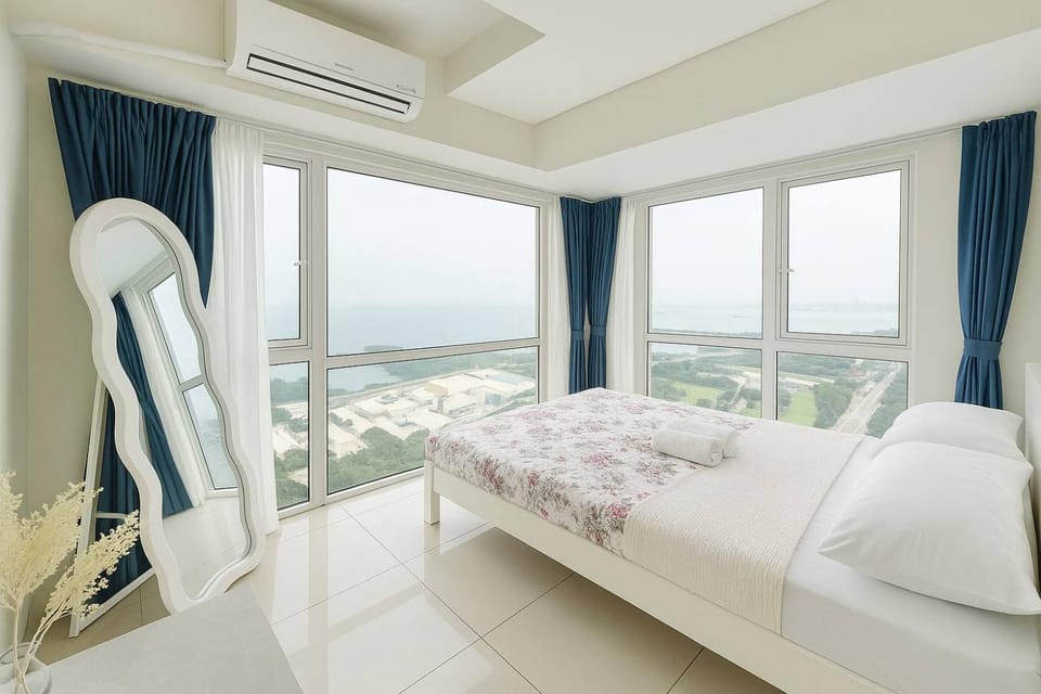 SMDC BREEZE Manila Bay Sunset View Apartment in Pasay
