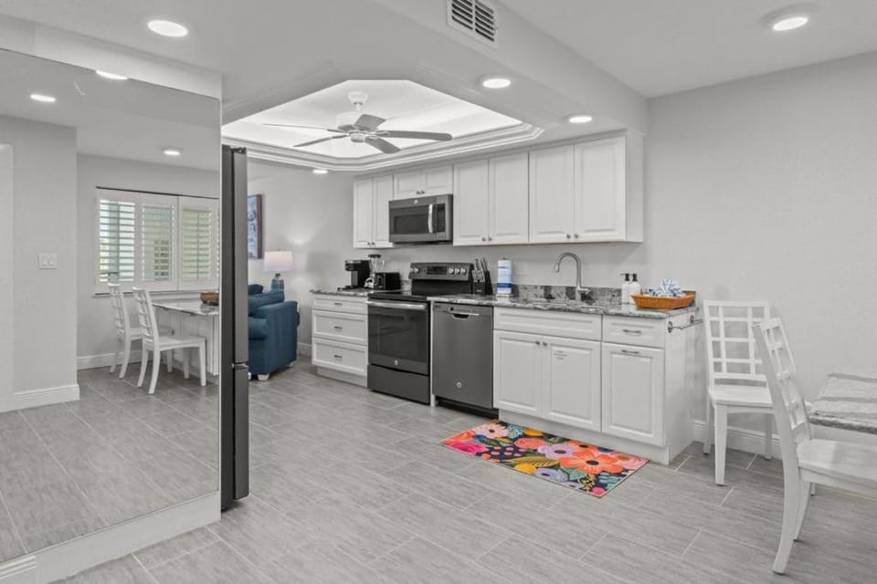 Sandpebble 2D House in Sanibel Island