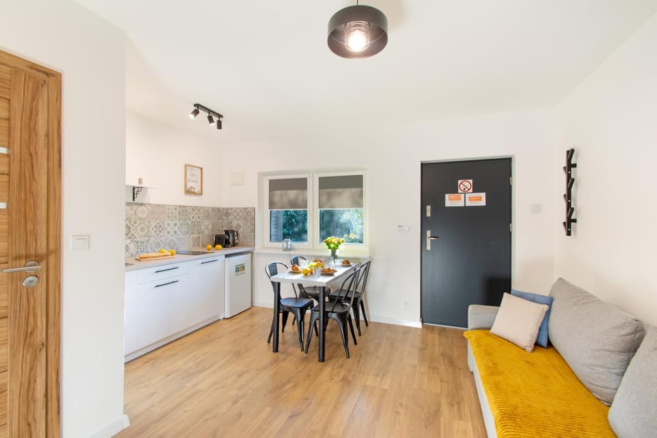 Kitchen or kitchenette, Living room, Dining area, pet friendly